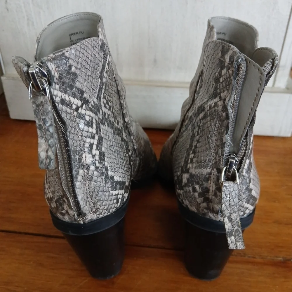 14th & Union Snakeskin Print Ankle Boots Size 8